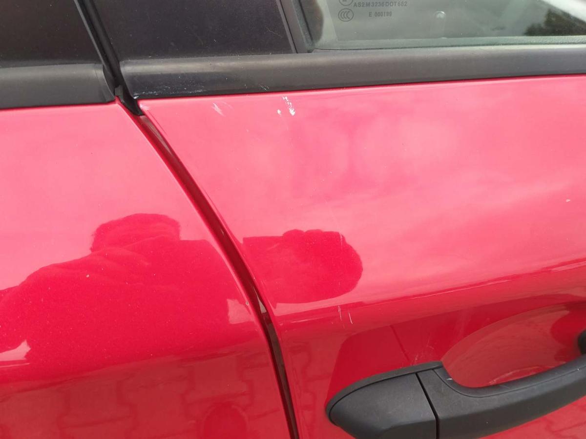 BMW 1er E87 original Tür vorn rechts Japanrot 5-Türer Rohbau Bj.2006